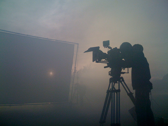 Aube dans la brume - sur le tournage de <i>Demain dès l'aube</i> de Denis Dercourt, photographié par Rémy Chevrin<br class='manualbr' />Photo Rémy Chevrin