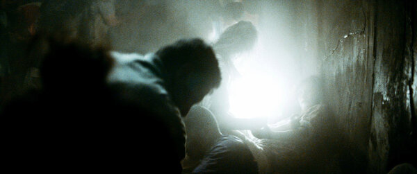 La scène des tunnels dans le film - Photogramme