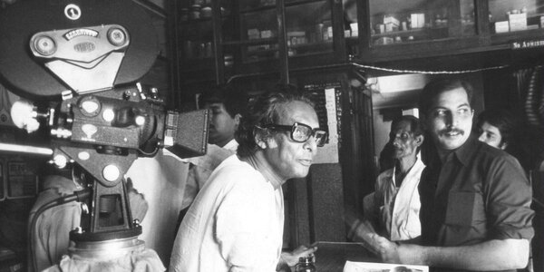 Mrinal Sen et K. K. Mahajan