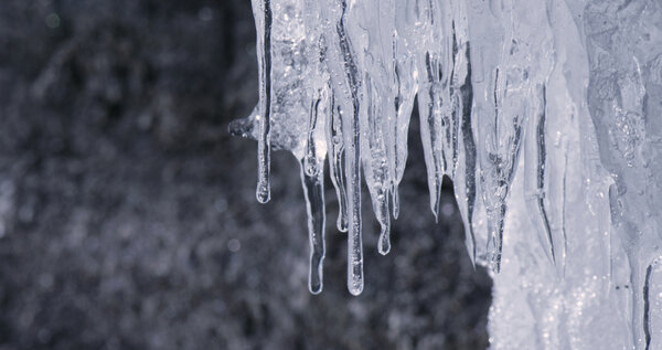 Fonte des glaces sans débâcle… - Photogramme 2<sup class="typo_exposants">e</sup> équipe : … Et pendant ce temps là, la 2<sup class="typo_exposants">e</sup> équipe filme la glace qui fond… <i>(Mardi 7 avril)</i>