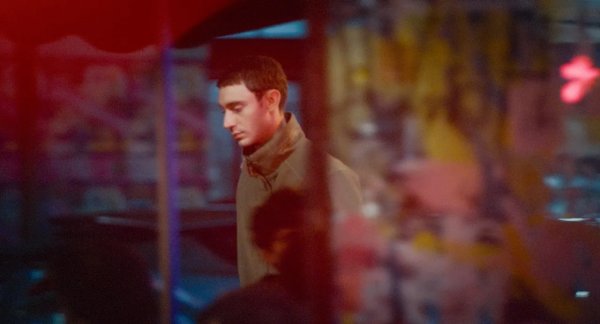 Théodore Pellerin dans "Nino" - © Blue Monday Productions