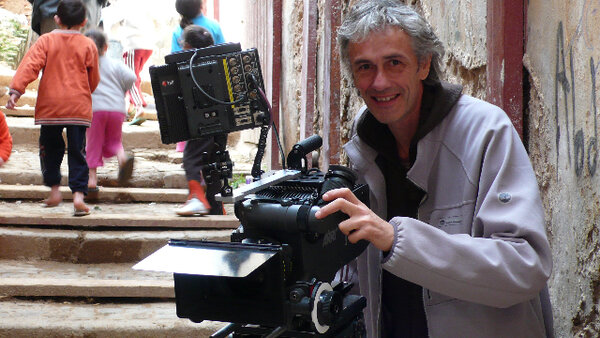 Jean-Louis Vialard dans les rues d'Alger - Photo Magalie Thirion