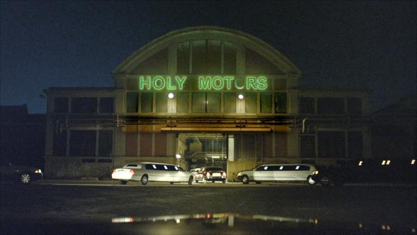 La directrice de la photographie Caroline Champetier, AFC, parle de son travail sur "Holy Motors" de Léos Carax