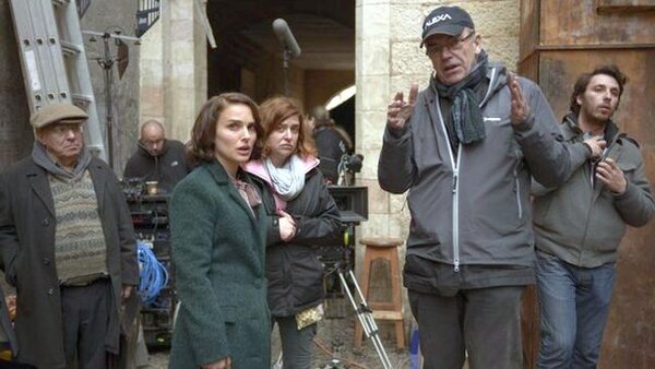 Natalie Portman et Slawomir Idziak sur le tournage d'"Une histoire d'amour et de ténèbres" - DR