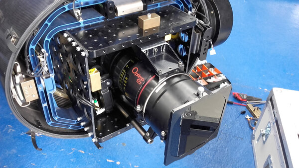 La Shotover K1 équipée de la Panavision DXL et d'un Angénieux Optimo 12x