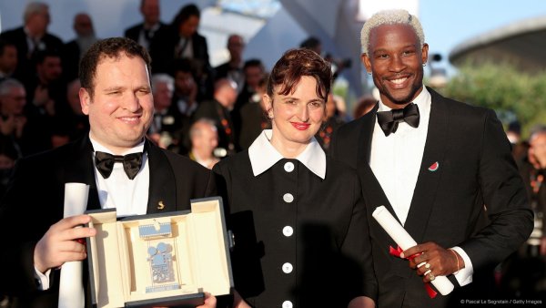Hasan Hadi, Alice Rohrwacher et Akinola Davies Jr - © Le Segretain / Getty Images
