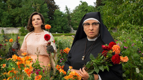 Juliette Binoche et Noémie Lvovsky dans "La Bonne épouse", de Martin Provost - Photo Carole Bethuel