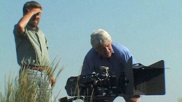 Laurent Charbonnier et Jacques Perrin sur le tournage du "Peuple migrateur", en 1999