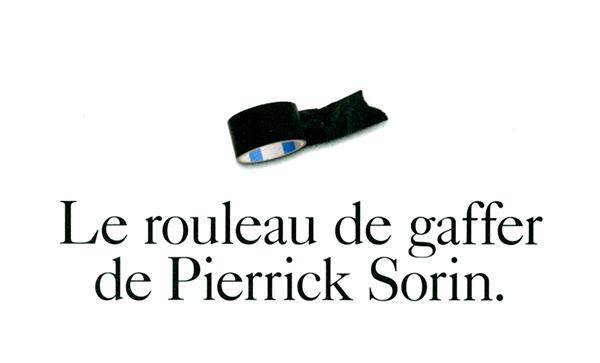 Le rouleau de gaffer de Pierrick Sorin