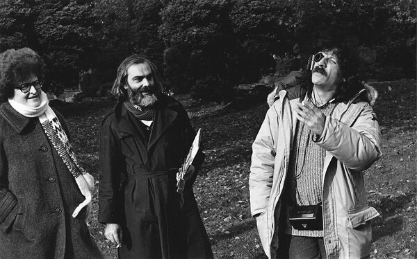 Bernard Zitzermann, à droite, sur le tournage d'"Irène et sa folie", de Bernard Queysanne, au centre, en 1980