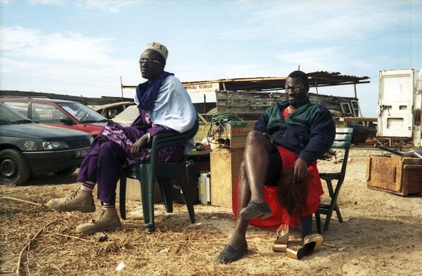 Moussa Sene Absa et le comédien Aboubacar Sadikh Bâ