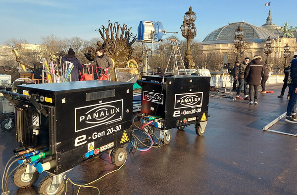 Tournage sur le pont Alexandre III