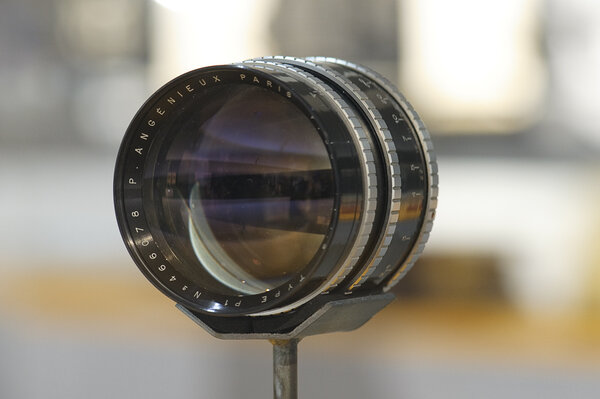 Objectif Angénieux 90 mm f.1,8 type P1 (1957) pour boîtier Exakta 24x36 - Photo Marc Salomon