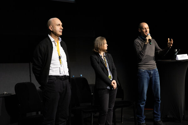 Pascale Marin, AFC, entre Kevin Shaw, CSI, et Dirk Meier, BVK - Photo Katarzyna Średnicka