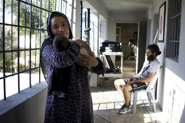 Zarqa - Infirmary set, we are filming with a baby for 4 hours today. We're waiting for him to digest his milk. Anas, the 3<sup class="typo_exposants">rd</sup> assistant director, is taking advantage of the break in shooting to take a well-deserved nap – we've been pulling 12-hour-long days… <i>(Samuel, June Tuesday 24)</i>