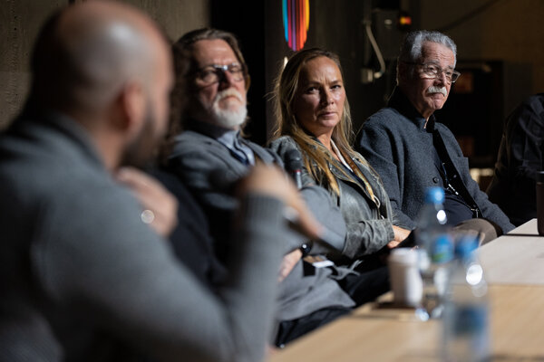 De gauche à droite : Julian White, Oona Menges et Dejan Georgevich. - Photo Katarzyna Średnicka