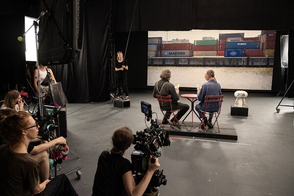Photo de plateau - Photo Laurent Thurin-Nual