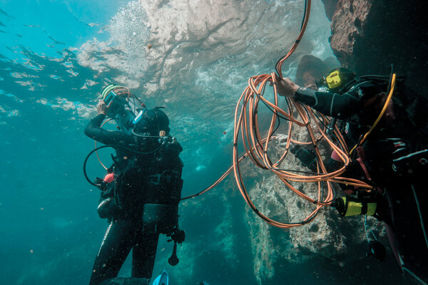 OPV et assistant sous-marin - Bluearth Studio