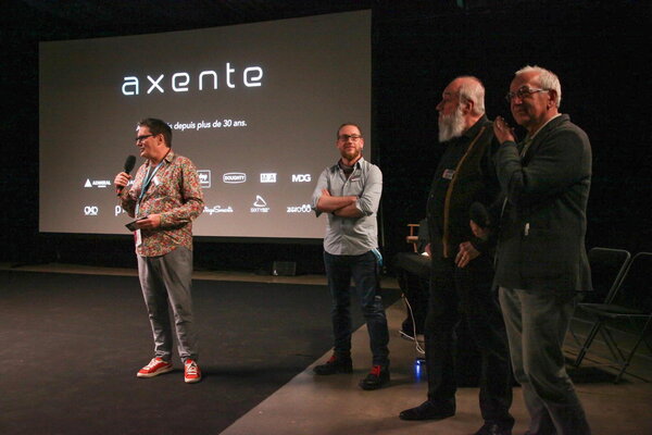 La conférence "Pupitreurs, Gaffers, et DoP, tous unis autour des asservis."