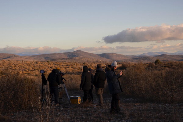 Tournage dans le Col du Vent - décor de la plaine - Photo : Camille Sonally