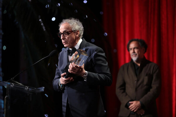 Darius Khondji et, en arrière-plan, Alejandro González Iñárritu - Photo ASC Awards