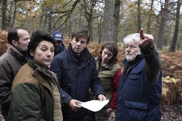 Loïc Savouré, au centre, et Laurent Charbonnier, à droite, sur le tournage de "L'École buissonnière" à Chambord