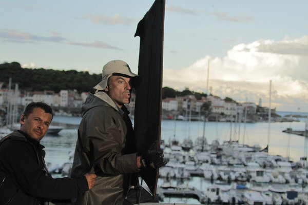 Olivier Delaunay et Marc Bruderer, en 2017, sur le tournage des "Municipaux", photographié par Jean-Claude Aumont - Photo Alain Guizard