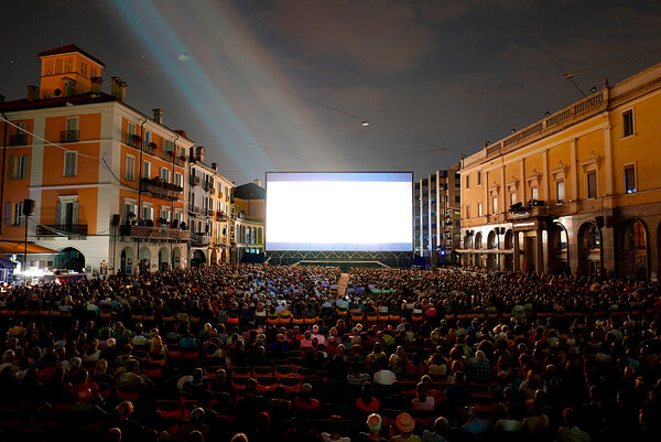 La Piazza Grande et l'écran Harkness - Photo Stéphane Texier