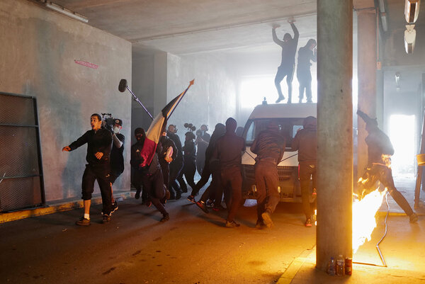 On the shooting of "Athena", Parc aux Lièvres Square in Evry - Photo by Ariane Damain Vergallo - Leica Q2