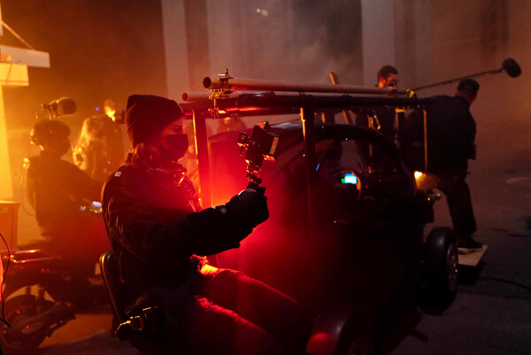 Lara Perrotte on the shooting of "Athena" - Photo by Ariane Damain Vergallo - Leica Q2