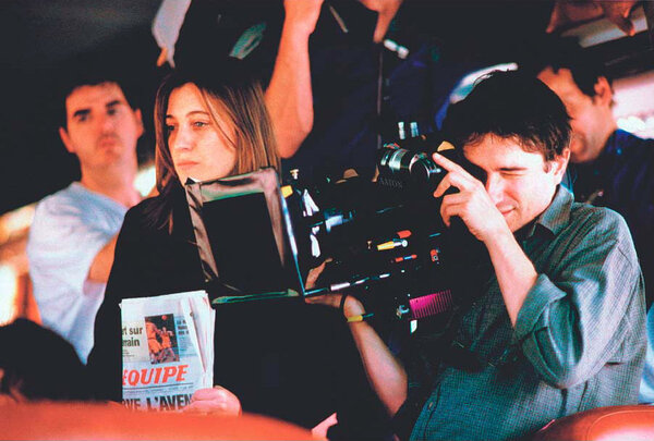 Avec Valeria Bruni-Tedeschi sur le tournage de "Ceux qui m'aiment prendront le train", en 1998
