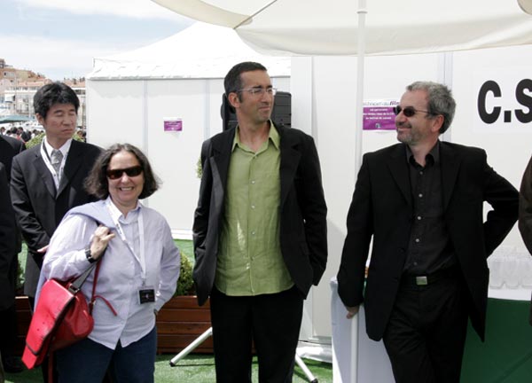 De gauche à droite : Hikaru Murakami, Fuji, Annick Mullatier, Fujifilm, Patrick Duroux, Laurent Dailland