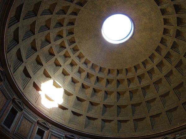 Oculus du Panthéon de Rome, dimanche 7 avril 2013 - Photo R. Zarytkiewicz