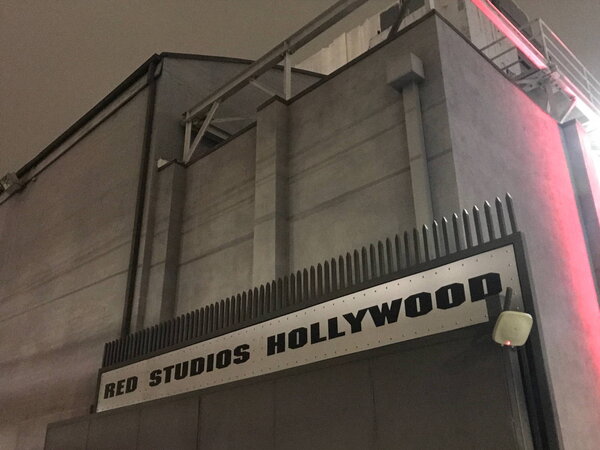 Entrée des Studios RED - Photo Rémy Chevrin