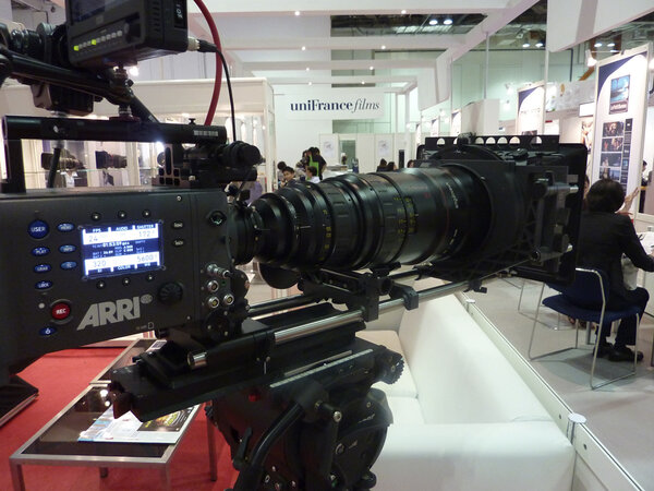 Un zoom Angénieux Optimo sur une Arri Alexa