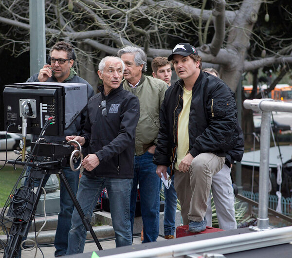 From L to R : Tom Marvel, cameraman, Philippe Rousselot, at the controls, Nilo, director's assistant, and Shane Black, director - Photo Daniel McFadden