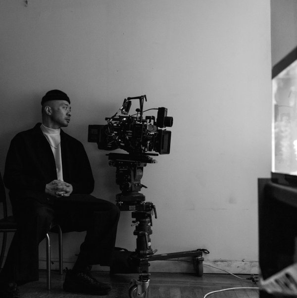Norm Li sur le tournage de "Lucky Lu" - Photo Jeong Park