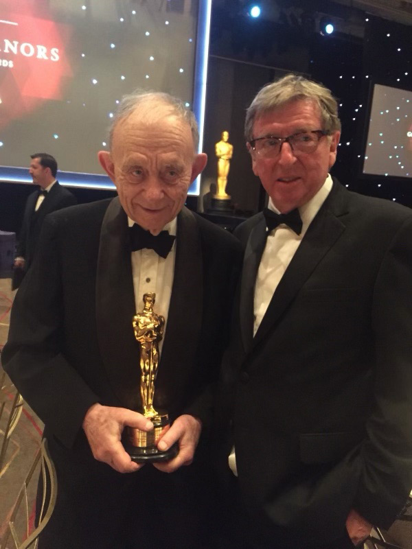 Frederick Wiseman, avec son Honorary Award de l'AMPAS, et John Davey, en 2016