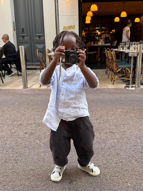 Paparazzo sur la Croisette | Photo Caroline Champetier, AFC