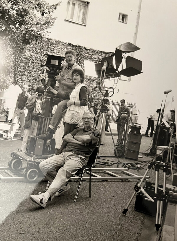 Pierre-William Glenn, Martine Baldacchino et Roger Vadim sur le tourange de "Mon père avait raison", en 1996