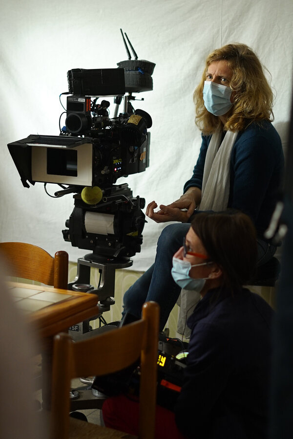Claire Mathon sur le tournage de "Petite maman" - Photo Louise Bernard Pallas