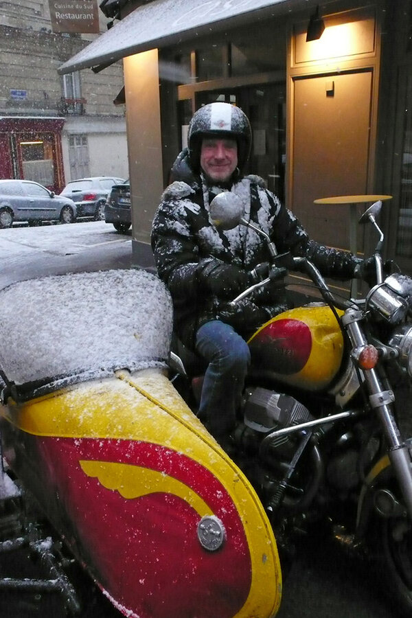 Matthieu Poirot-Delpech, rue Francœur, en décembre 2010 - Photo JN Ferragut