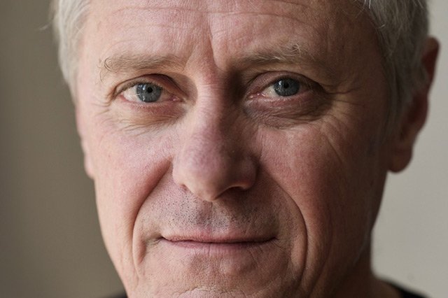 Laurent Machuel, traverser le désert Par Ariane Damain Vergallo pour Ernst Leitz Wetzlar