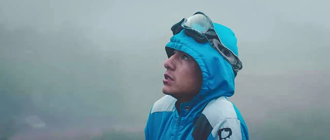 Tournage au Pérou de "Out of the Shadow", documentaire en Arri Amira et optiques Zeiss Descente en VTT, conflit entre rêves et tradition