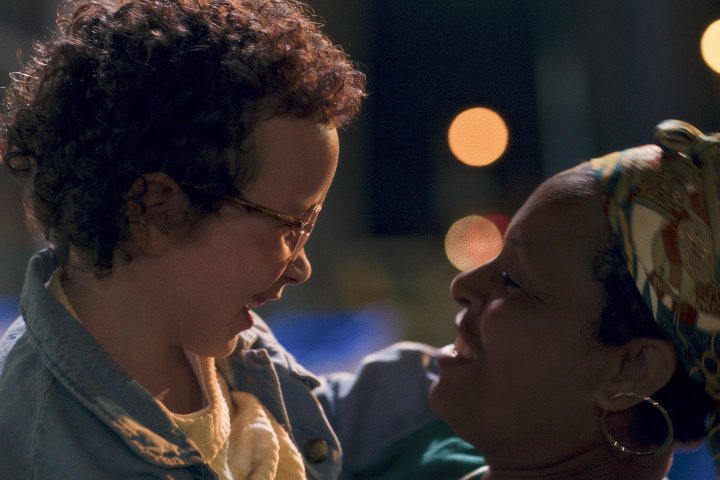 Inès Tabarin, AFC, revient sur le tournage de "Àma Gloria", de Marie Amachoukeli Cléo de Paris à Tarrafal, par François Reumont