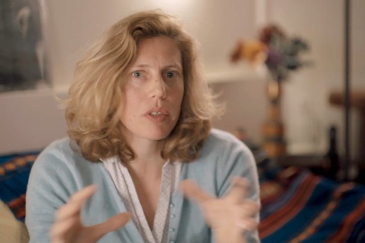 Sunset in Dakar Entretien filmé avec la directrice de la photographie Claire Mathon, AFC, à propos de son travail sur "Atlantique", de Mati Diop, par François Reumont pour l'AFC