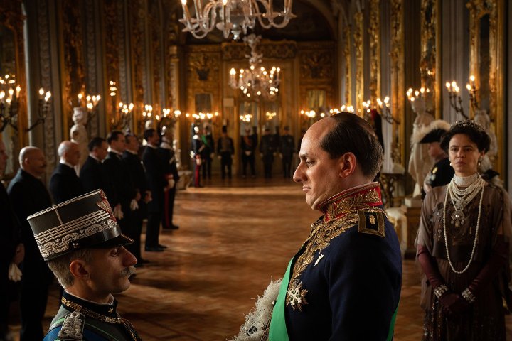 Seamus McGarvey, BSC, ISC, ASC, et Joe Wright reviennent sur le tournage de la série "M" Rendre humain l'inhumain, par François Reumont pour l'AFC
