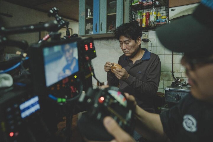 Arri Rental s'entretient avec Hong Kyeong-pyo, directeur de la photo de "Parasite"