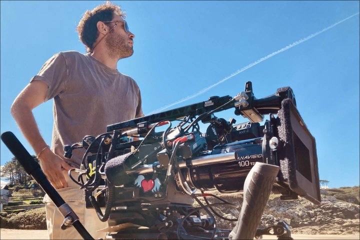 Le directeur de la photographie Fabien Faure s'entretient avec Panavision France sur son implication dans le tournage du long métrage "A l'ancienne", d'Hervé Mimran