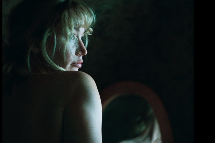 Seamus McGarvey, ASC, BSC, ISC, parle de son travail sur "Die My Love", de Lynne Ramsay Par François Reumont pour l'AFC
